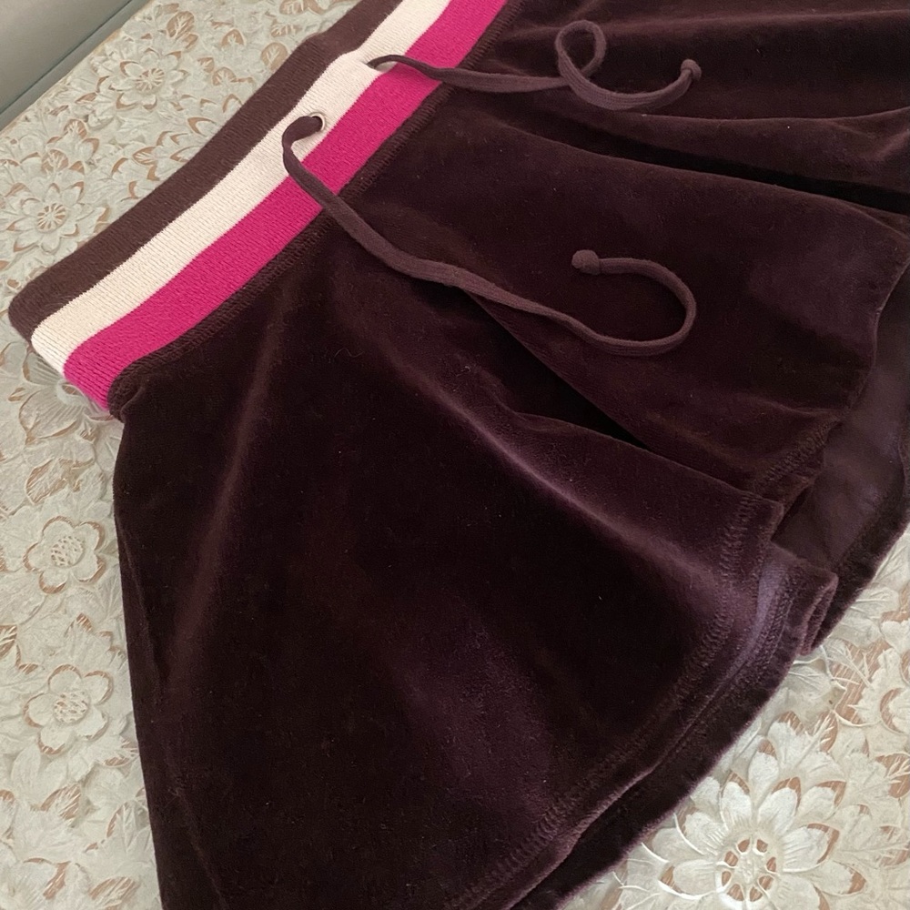 Y2K Juicy Couture Velour Skater Skirt 👑💕